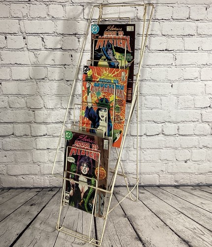 Comic book wire - book, rack