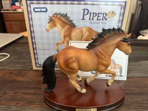 Breyer resin highland pony - resin,
