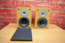 Gale Gold Monitor Bookshelf