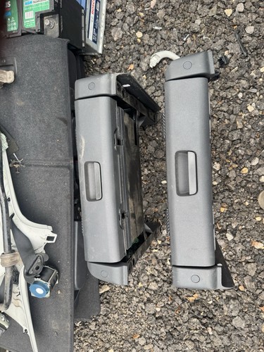 Touran seat bases - vw,