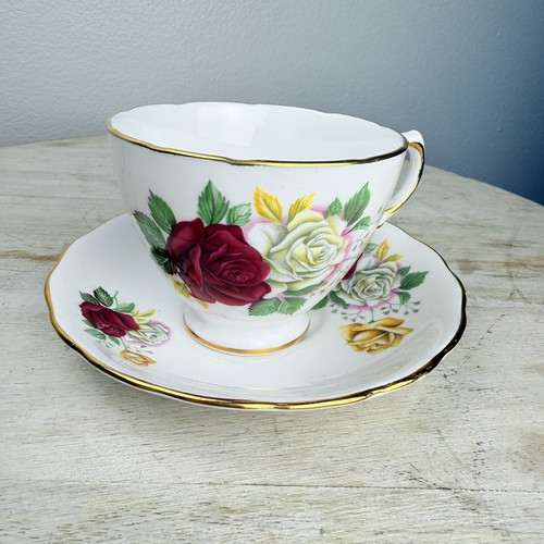 Vintage royal vale fine - vale, bone