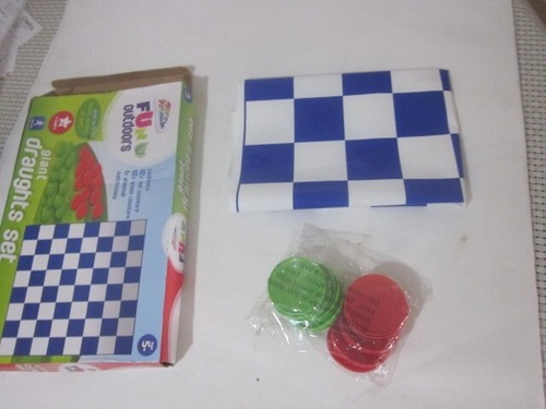 Giant draught set plastic - set,