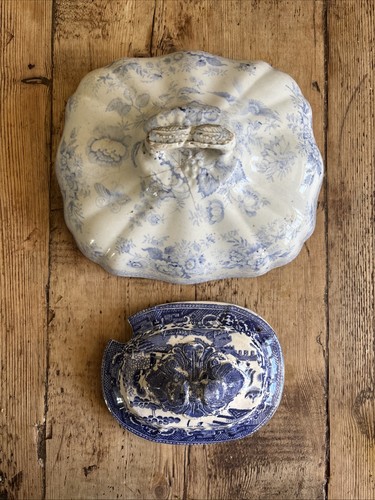Antique pair tureen - antique, lids