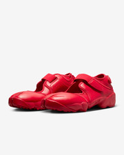 HM5737-600 Nike Air Rift