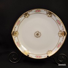 Nippon M-in-Wreath Cake Plate