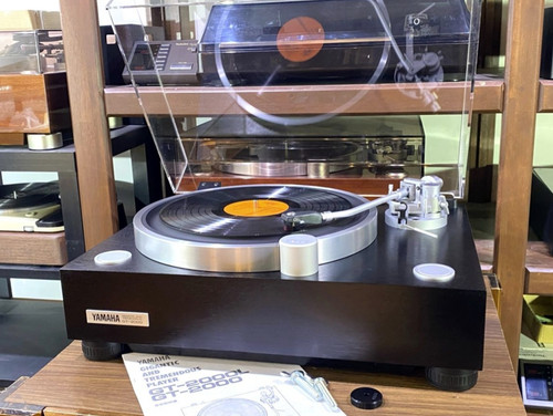 Yamaha 2000 turntable - yamaha,