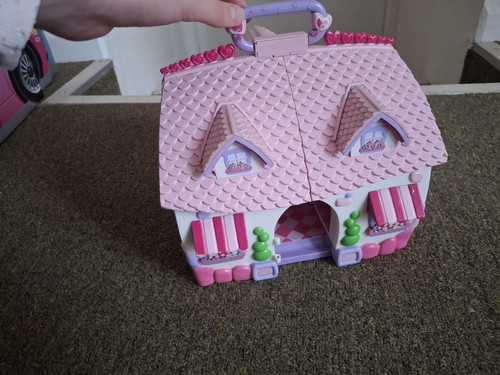 Gorgeous playhouse and - 2,