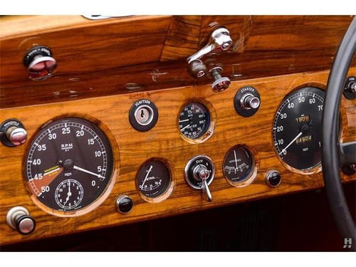 1039 jaguar saloon - 1039,