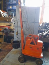 VINTAGE TRIANG TOYS - JONES MOBILE CRANE KL44 - MODEL TOY