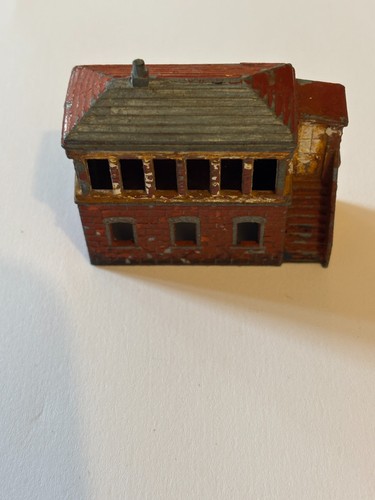 Lone star diecast signal box - diecast,