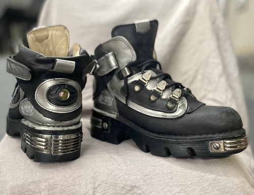 Vintage new rock - new, metallic