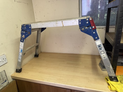 Step ladder with platform - step,