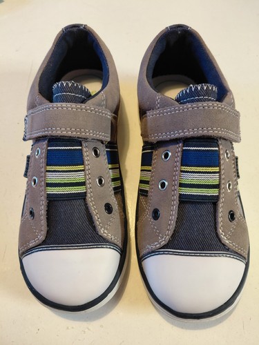 Boys trainers size 5 - trainers, 12-12.5