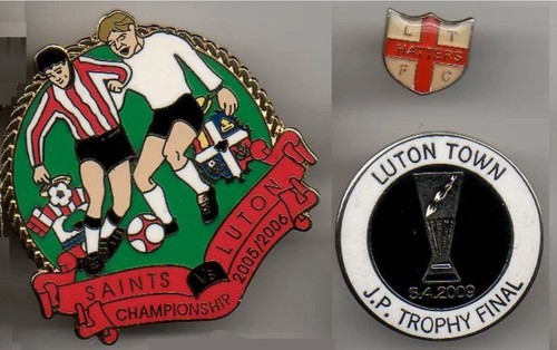 Luton town vintage badges - 3,