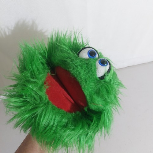 Living puppets green fluffy - living,