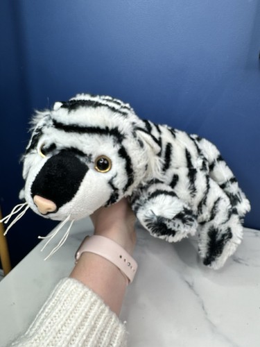 Cuddles time snow leopard - time,