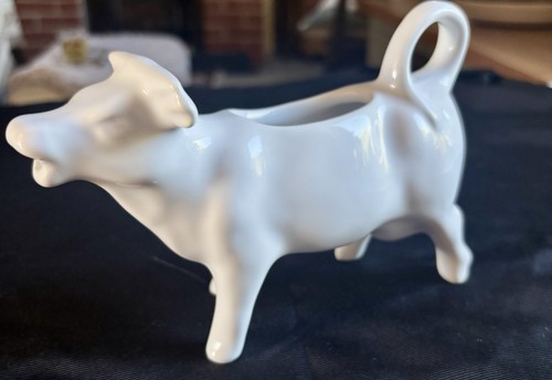 Ceramic milk jug - ceramic, white