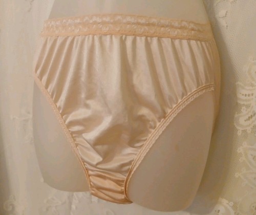 Hanes pink semi - hanes,
