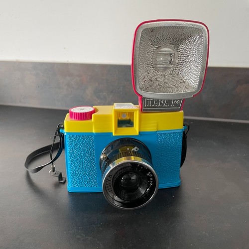 Lomography diana cmyk - diana, f+
