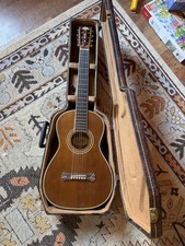 Washburn Parlour Guitar with
