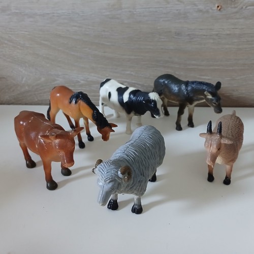 Vintage plastic farm animals - vintage,