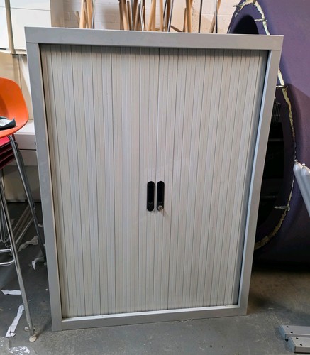 Tambour sliding door - tambour,