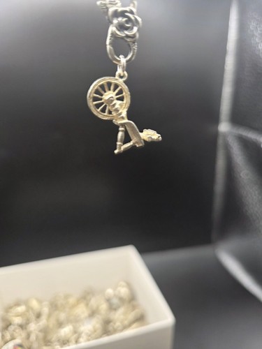 Beautiful vintage sterling - beautiful,