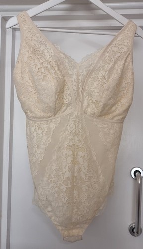 Ladies bnwt bravissimo - ladies, ivory