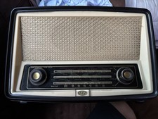 Vintage 1956 GEC BC5645 Bakelite Vacuum Tube Valve AM/FM Radio - Refurbished