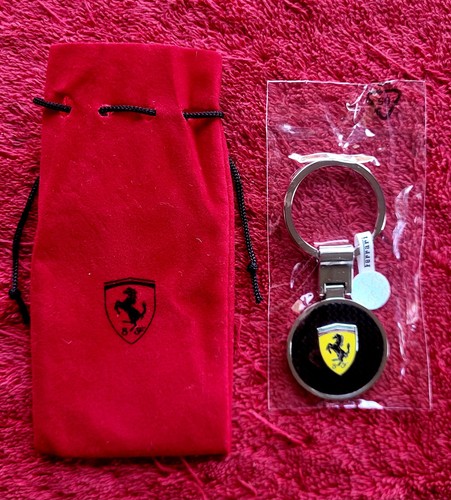 Ferrari keyring carbon - ferrari, fibre