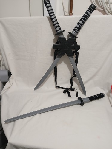 Adult ninja packpack - packpack, swords