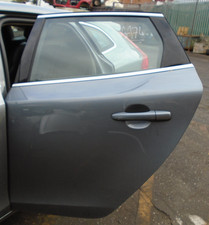 16 VOLVO V40 MK2 2.0 NEARSIDE