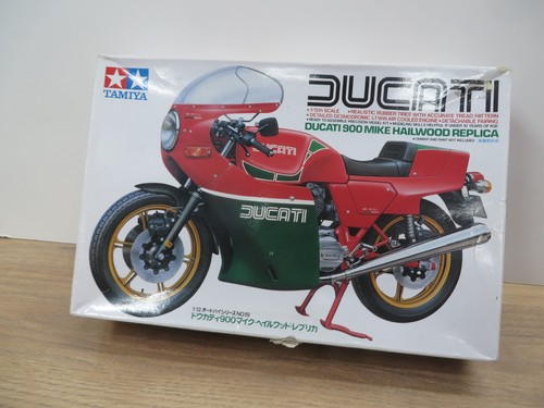 Tamiya ducati 900 mike - 1/12,