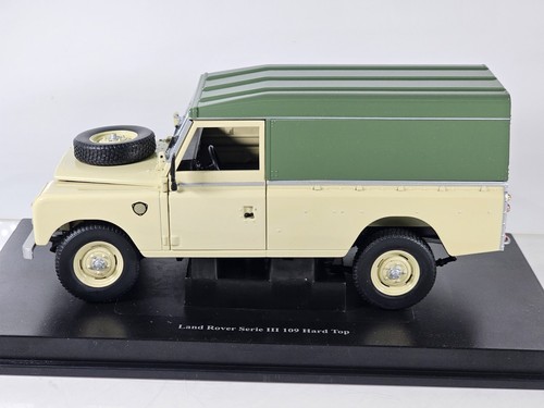 Universal hobbies 18 - , 1:18