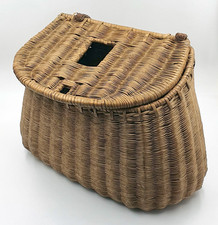 Antique early Victorian fine wicker fishing creel - A lovely early basket