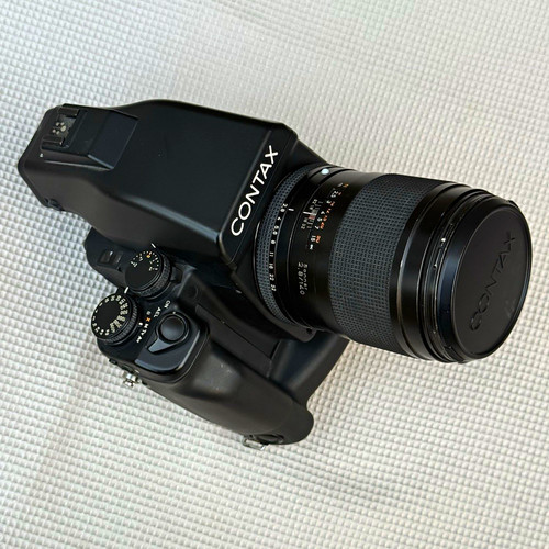 Contax 645 medium format - 645,