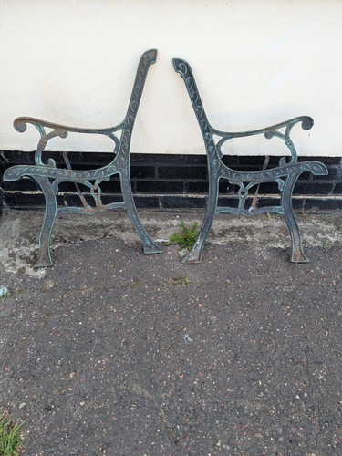 Vintage cast iron - cast, bench