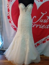Wedding dress size 10 ivory