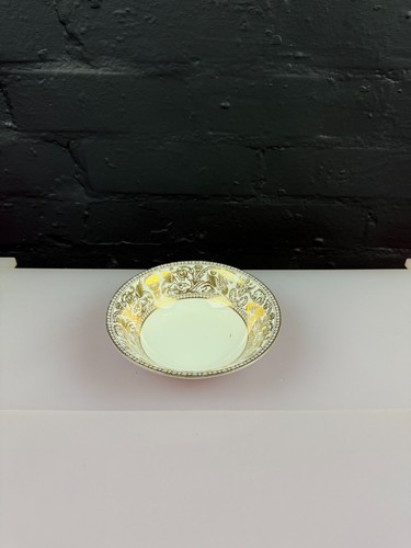 Wedgwood florentine gold w2719 - gold,