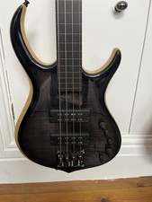Marcus Miller M7 Swamp Ash 4string  2nd Gen, Fretless Bass