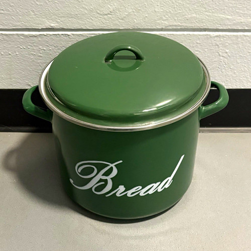 Judge green enamel - enamel, bread