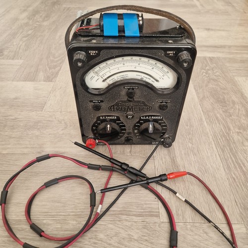 Universal avometer model - model,