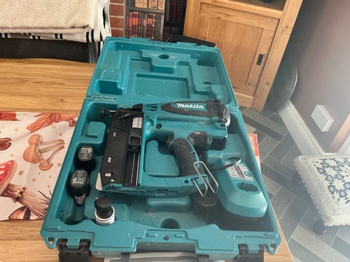 Makita 2nd fix nailer - 2nd, gf600