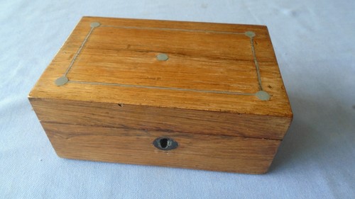 Vintage mahogany inlaid box - inlaid,
