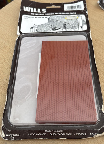 Plain roof tiles gauge - "oo",