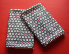 BABY CARRIER DRIBBLE/SUCK