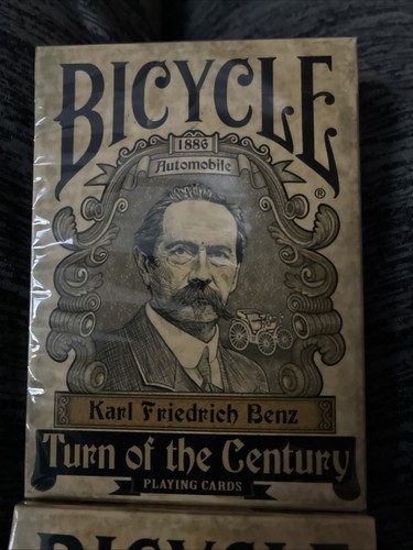 Bicycle playing cards turn - turn, of