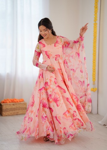 Pakistani salwar kameez - salwar,