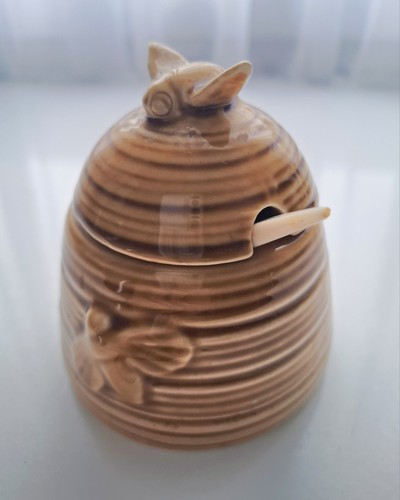 Beehive ceramic honey pot - beehive, &
