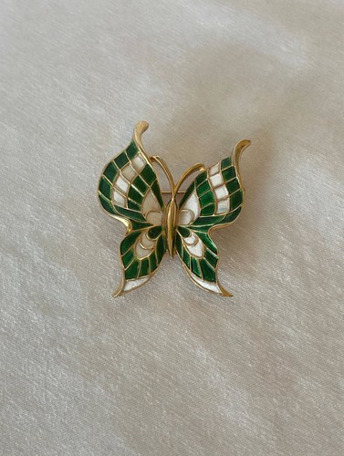 Vintage crown trifari - vintage,